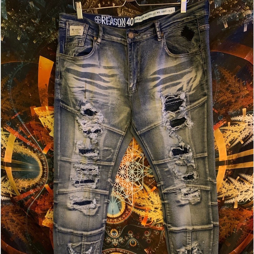 NWT - REASON Men’s Distressed Skinny Jeans 40W32L